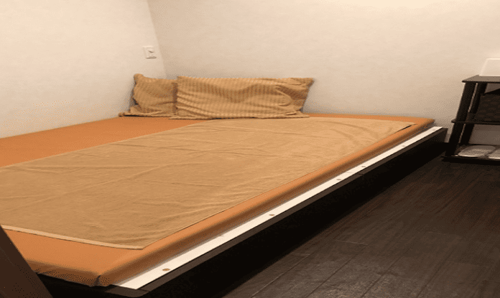 Recommended Places to Call an Escort Service ③
Rental Rooms